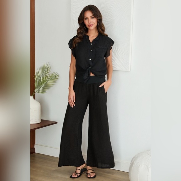 (8093-BLK) SOLID RUFFLE SHORT SLEEVE CHEST POCKET BUTTON DOWN LINEN TOP - Picture 5 of 5